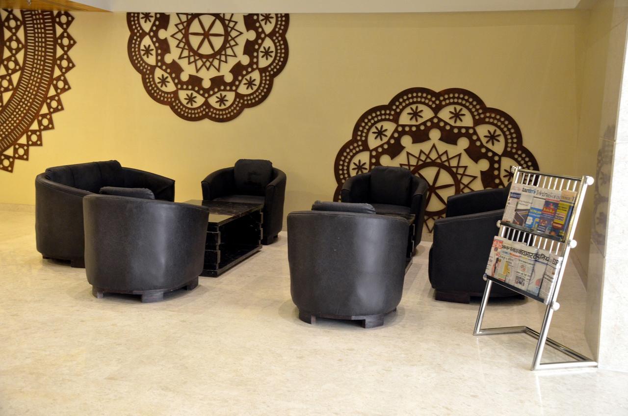 Solitaire Hotel Raipur  ภายนอก รูปภาพ