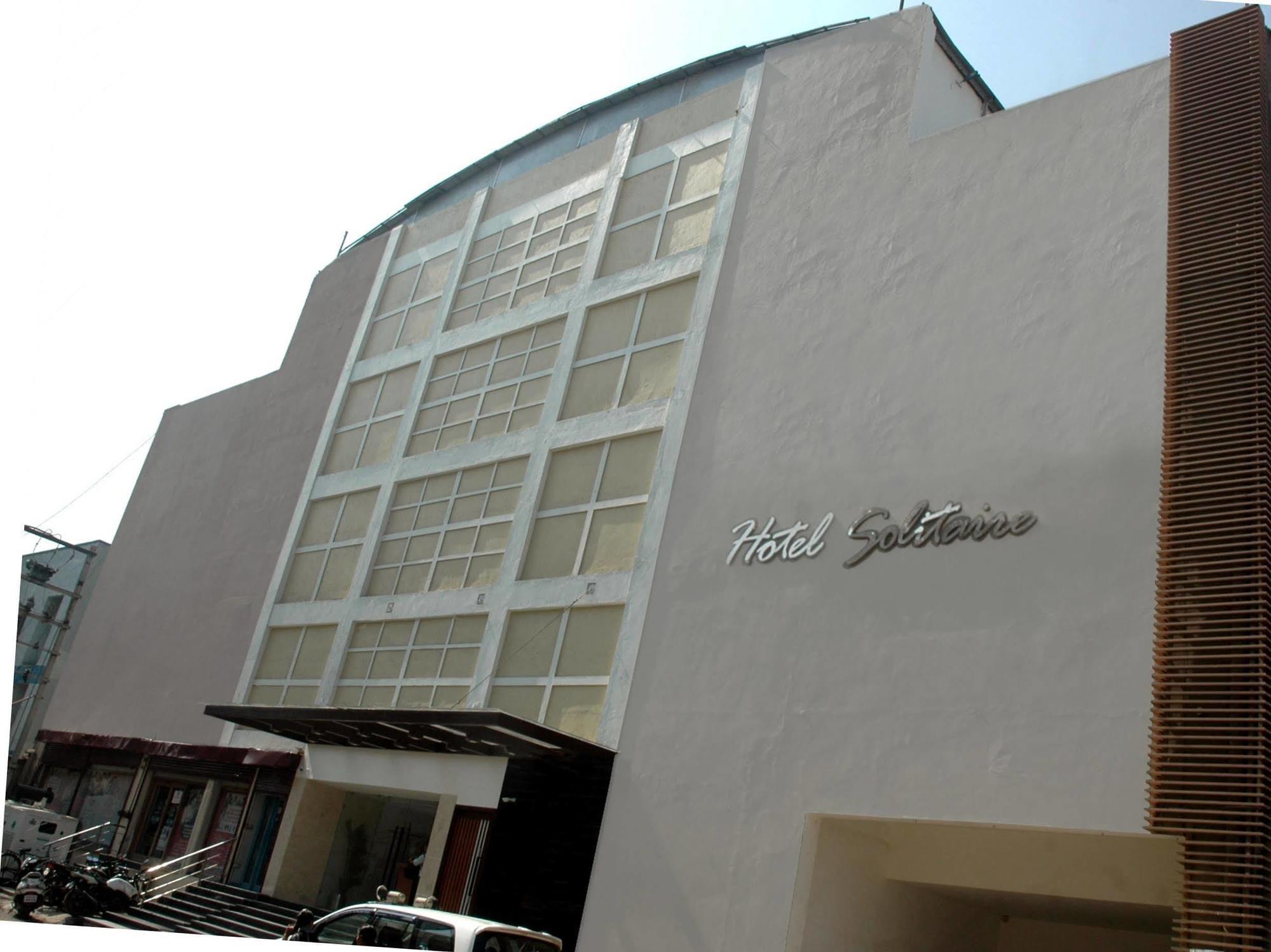 Solitaire Hotel Raipur  ภายนอก รูปภาพ